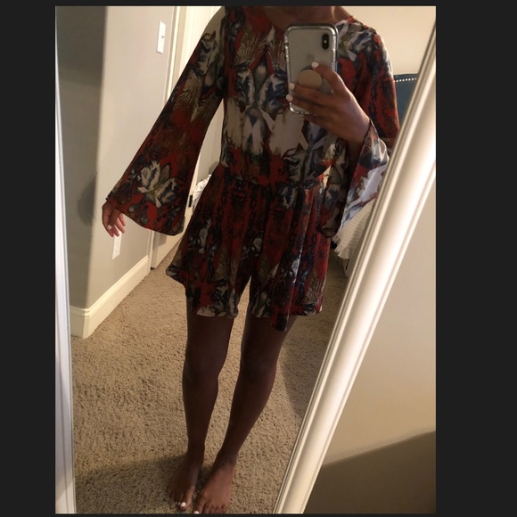 Floral Romper - Picture 1 of 3